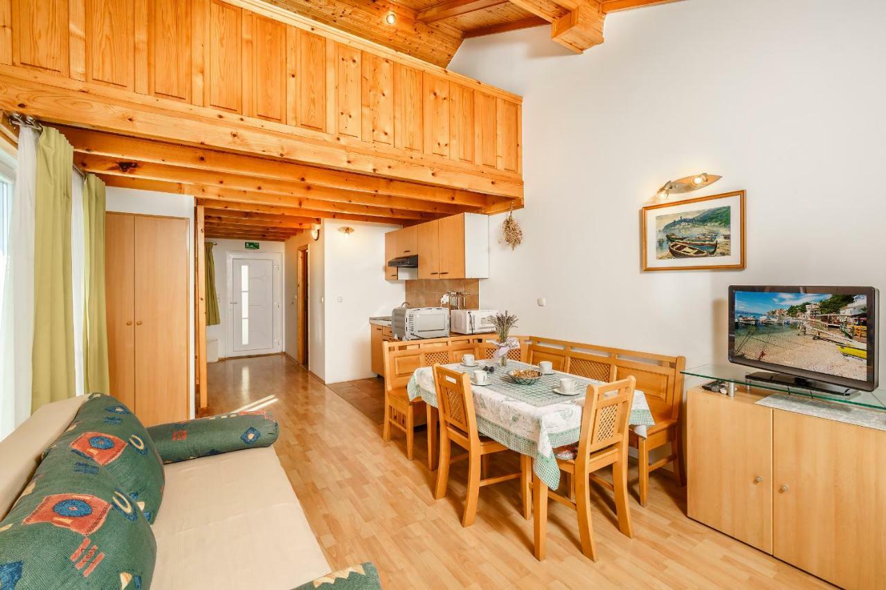 Apartmani Amila-Pisak Exterior foto