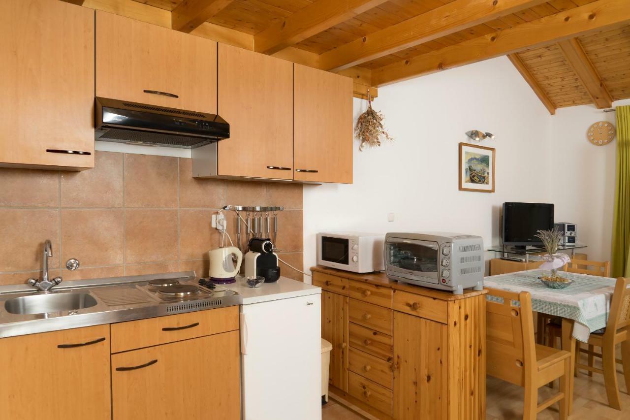 Apartmani Amila-Pisak Exterior foto